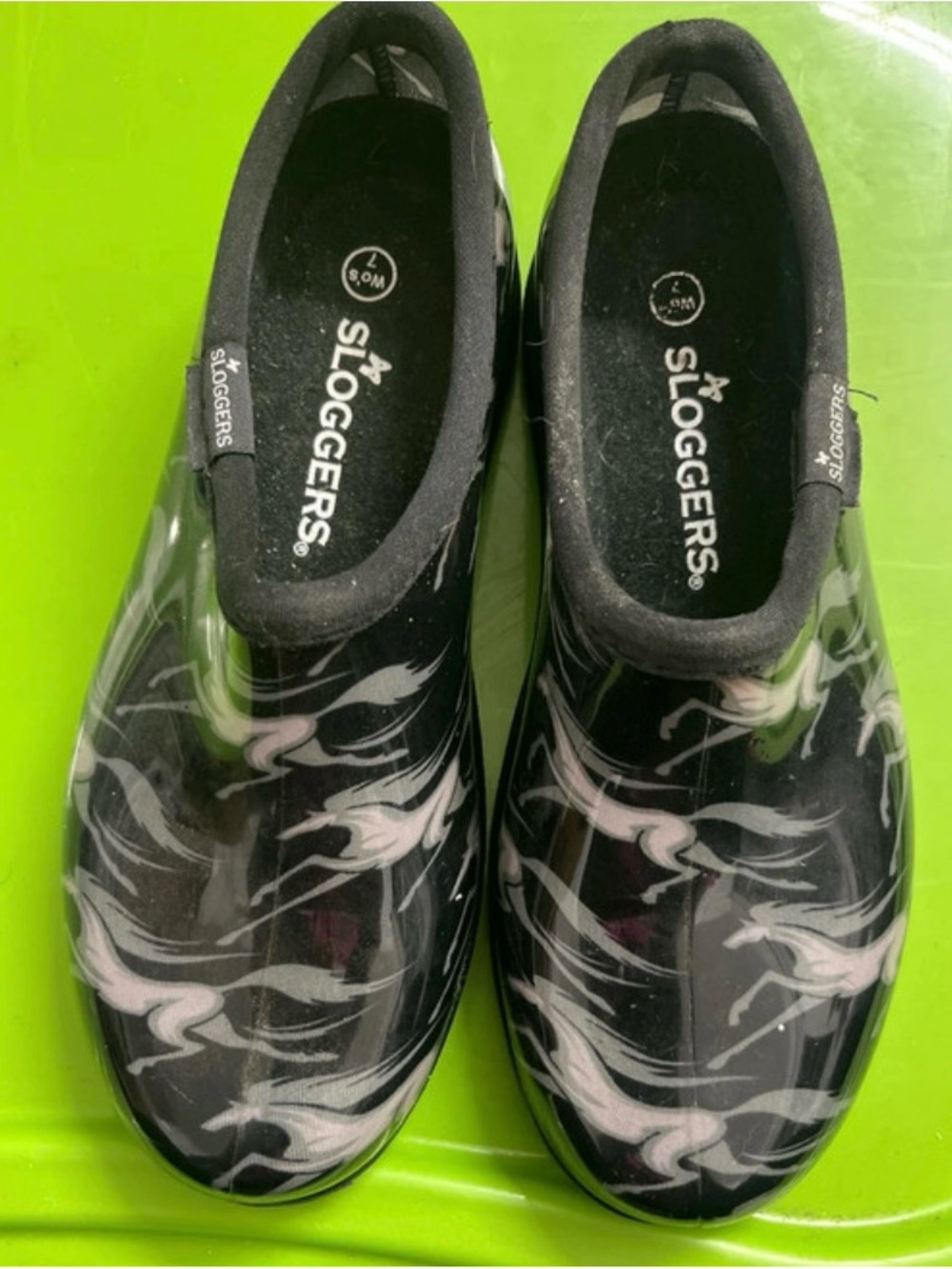 Sloggers Black Garden Clogs with Pale Pink Swirl Print